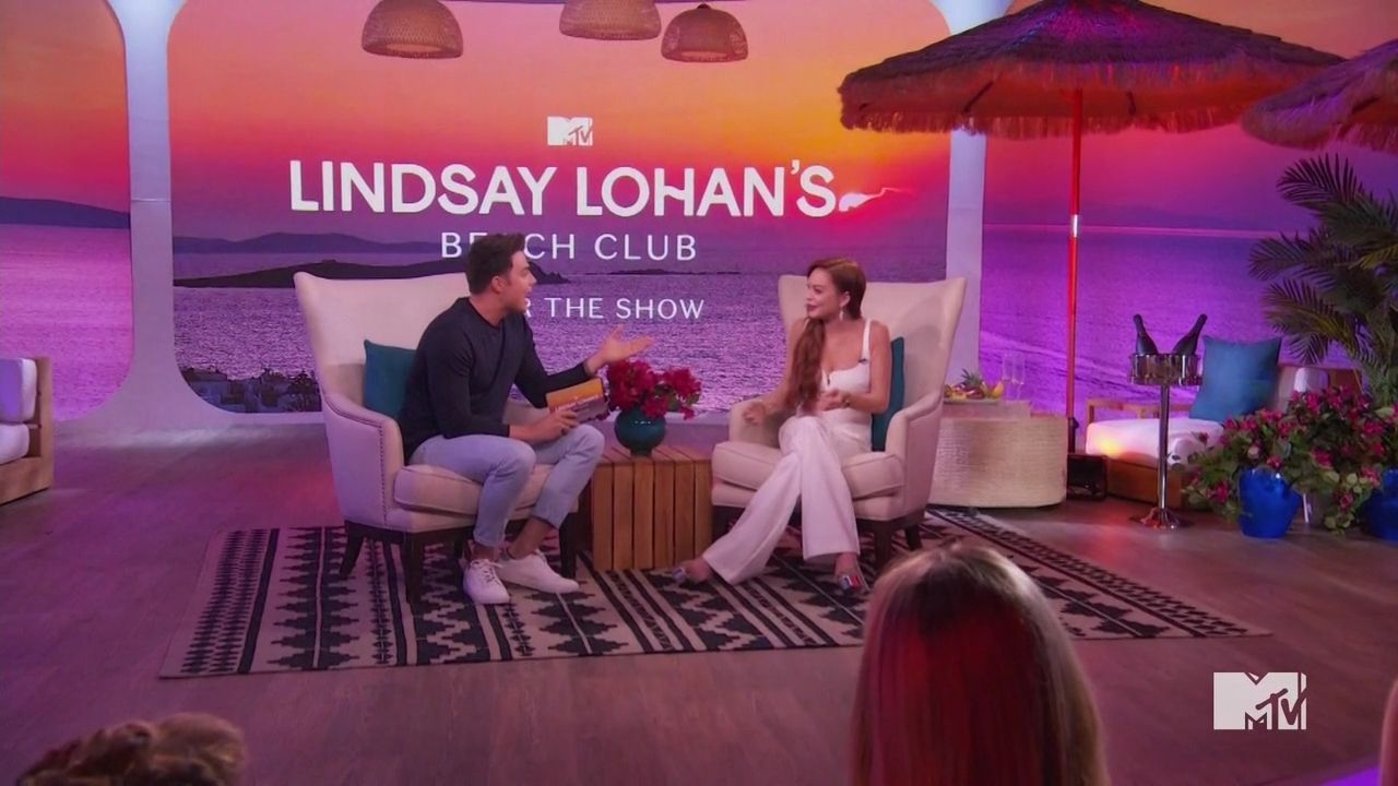 LohanBeachClubAftershow-S01E01_235.jpg