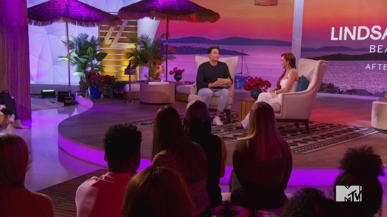 LohanBeachClubAftershow-S01E01_244.jpg
