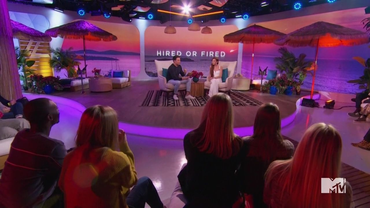 LohanBeachClubAftershow-S01E01_614.jpg