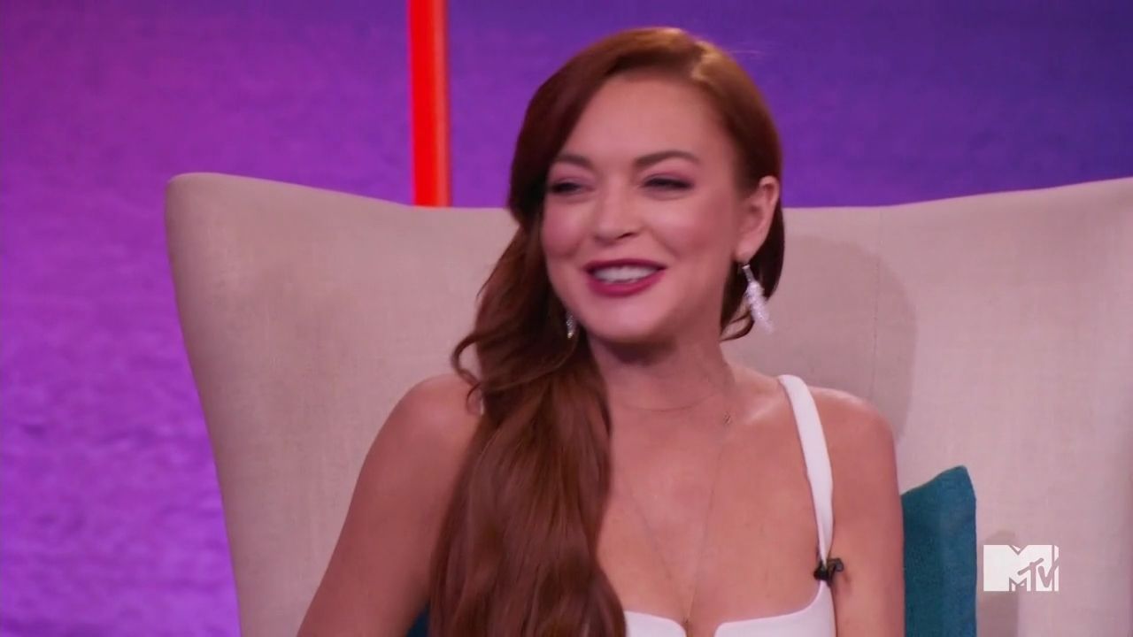LohanBeachClubAftershow-S01E01_623.jpg