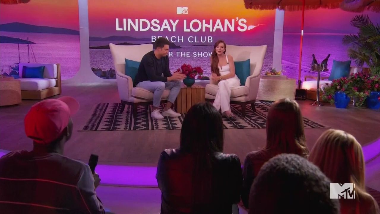 LohanBeachClubAftershow-S01E01_717.jpg