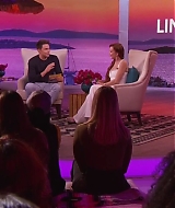 LohanBeachClubAftershow-S01E01_194.jpg