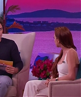 LohanBeachClubAftershow-S01E01_215.jpg