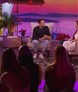 LohanBeachClubAftershow-S01E01_250.jpg