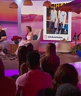 LohanBeachClubAftershow-S01E01_404.jpg