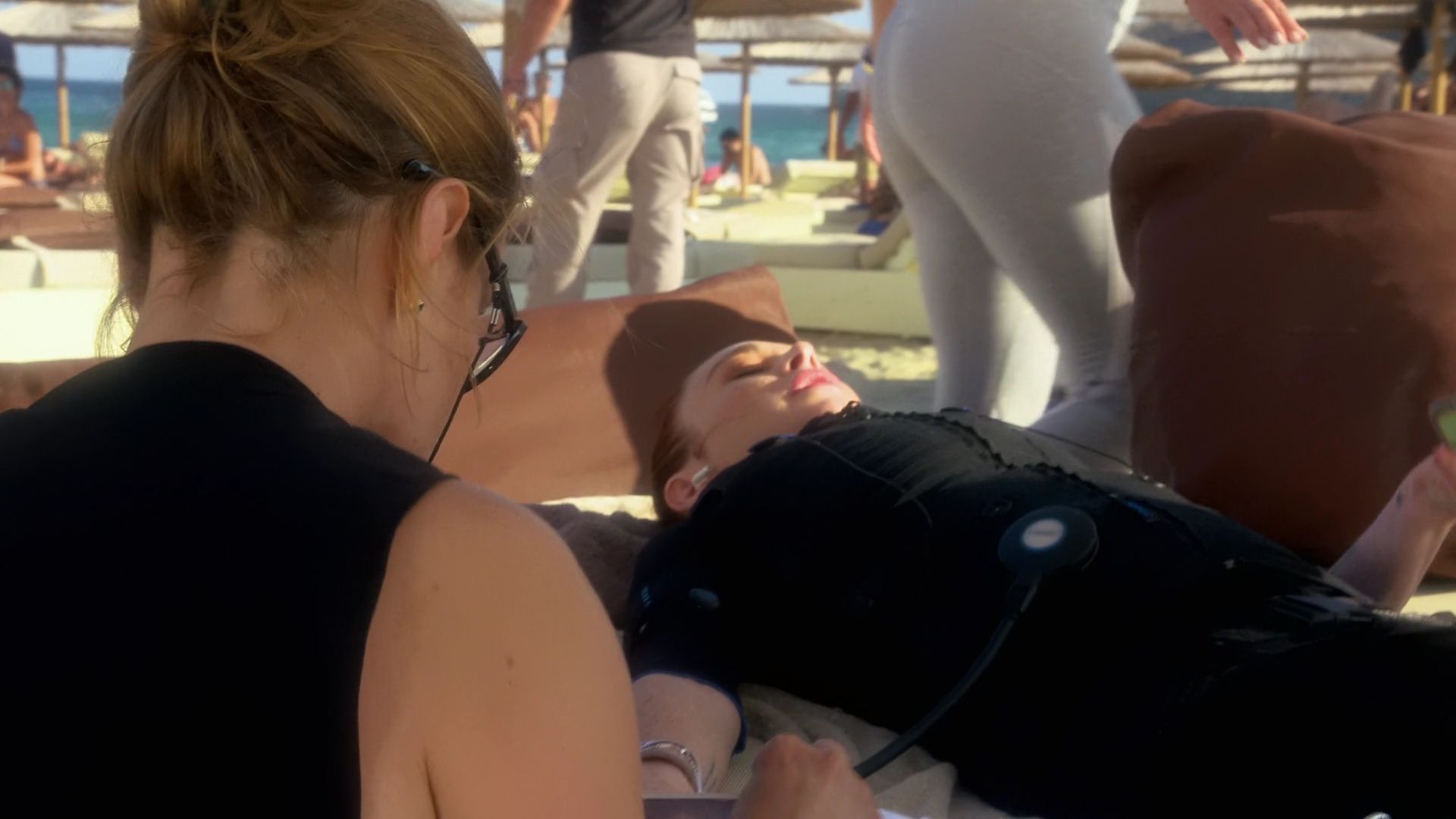 LohanBeachClubS01E04_049.jpg