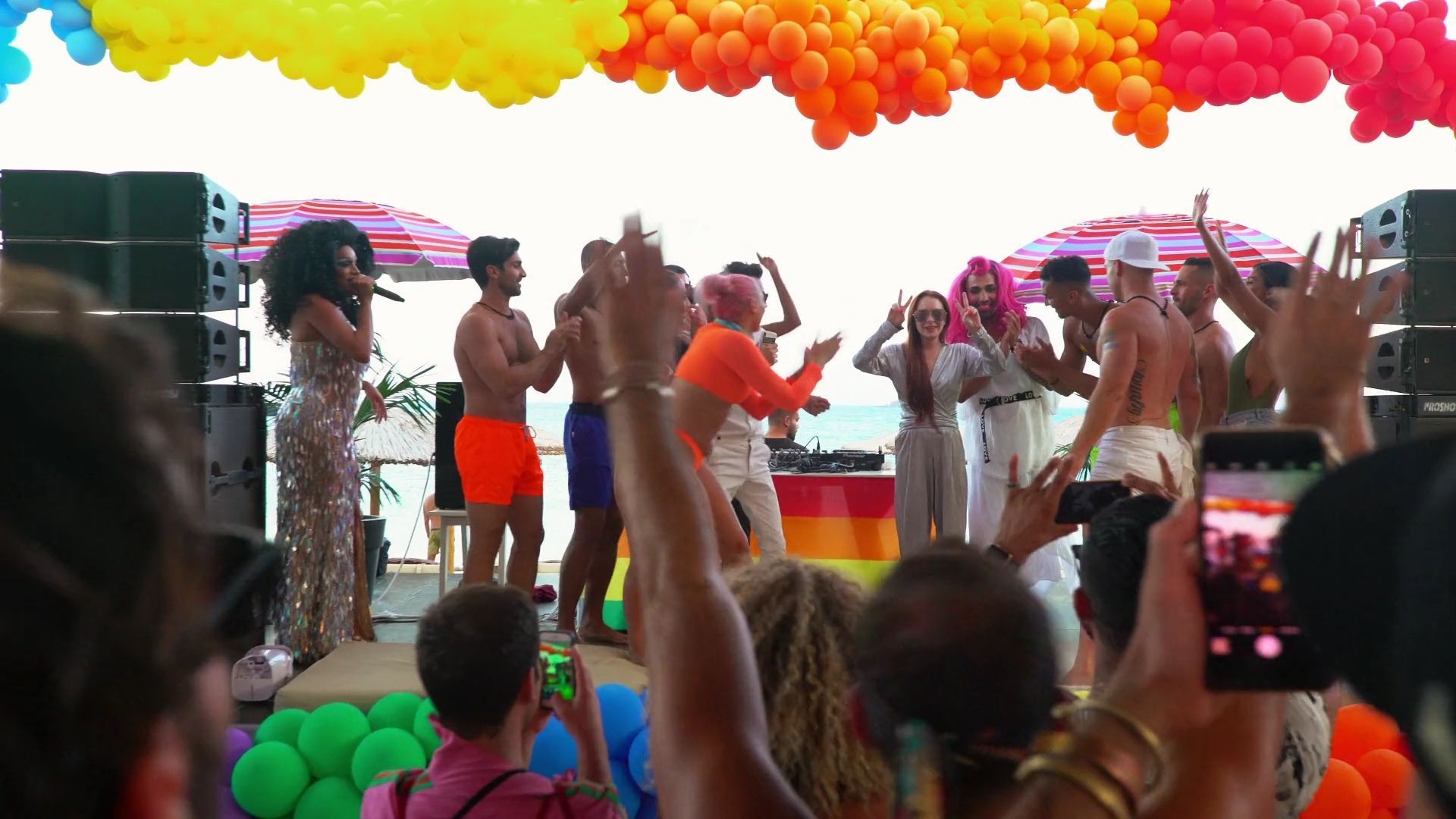 LohanBeachClubS01E08_313.jpg