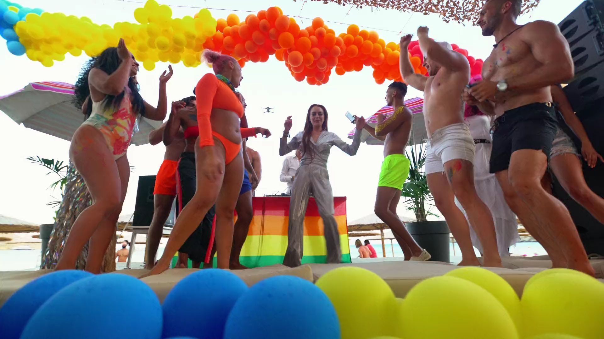 LohanBeachClubS01E08_345.jpg