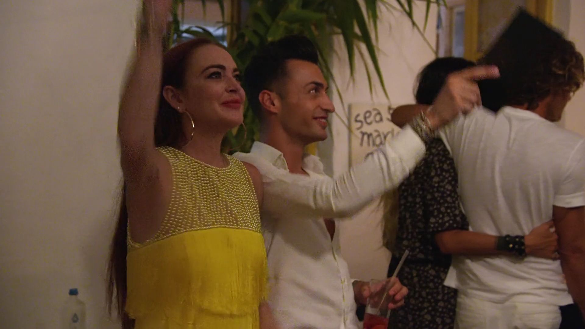LohanBeachClubS01E12_214.jpg