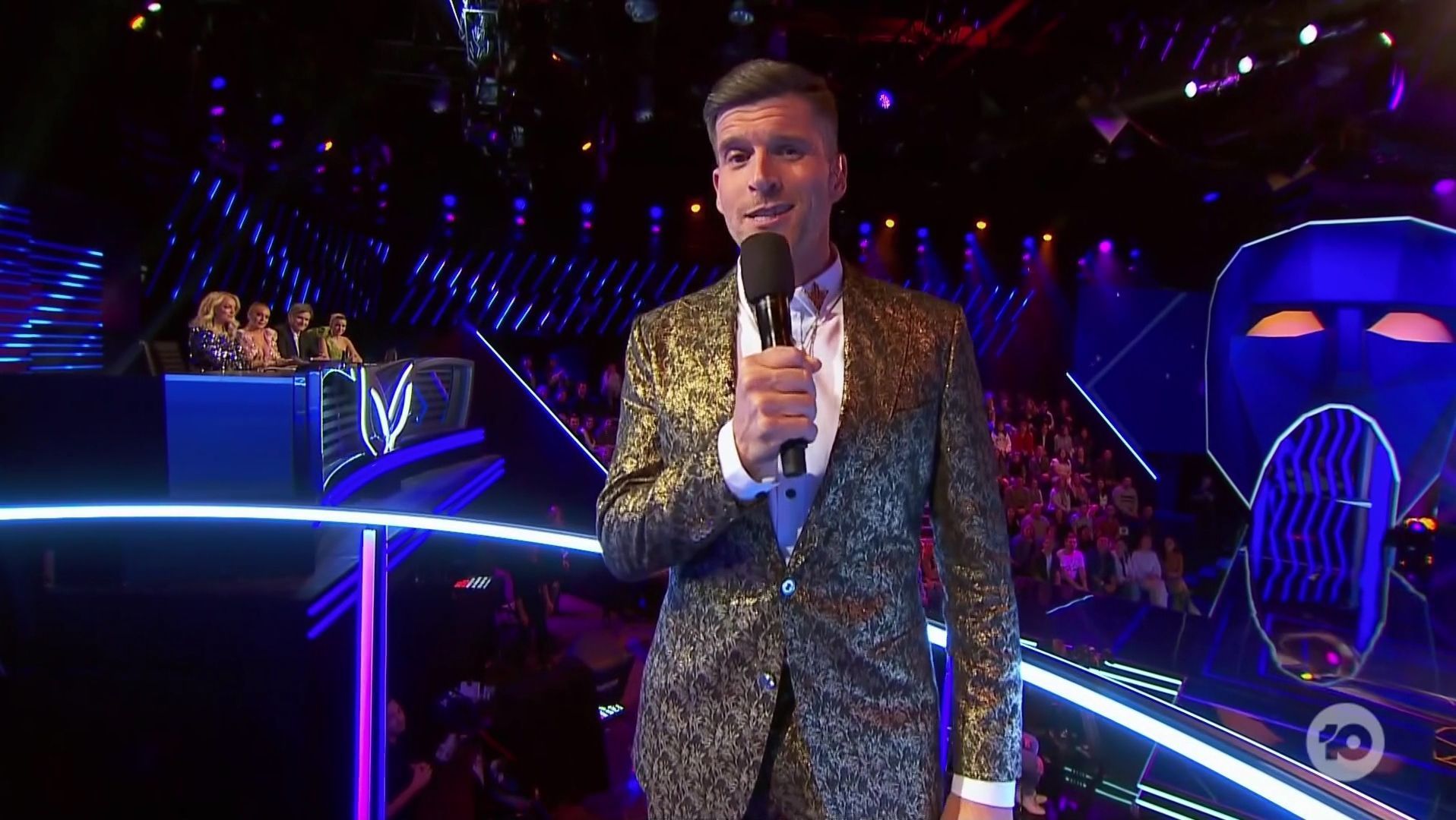 TheMaskedSingerAU-S01E02-266.jpg