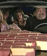 Filename=SNL-S29E18-0659.jpg
Filesize=47KiB
Dimensions=640x480
Date added=Apr 16, 2023 SNL-S29E18-0659.jpg