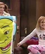 Filename=SNL-S29E18-0939.jpg
Filesize=44KiB
Dimensions=640x480
Date added=Apr 16, 2023 SNL-S29E18-0939.jpg