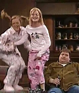 Filename=SNL-S29E18-1006.jpg
Filesize=45KiB
Dimensions=640x480
Date added=Apr 16, 2023 SNL-S29E18-1006.jpg