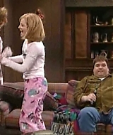 Filename=SNL-S29E18-1064.jpg
Filesize=49KiB
Dimensions=640x480
Date added=Apr 16, 2023 SNL-S29E18-1064.jpg