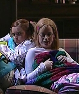 Filename=SNL-S29E18-1092.jpg
Filesize=49KiB
Dimensions=640x480
Date added=Apr 16, 2023 SNL-S29E18-1092.jpg