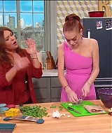 Filename=RachaelRay_096.jpg
Filesize=150KiB
Dimensions=1280x716
Date added=Oct 27, 2020 RachaelRay_096.jpg