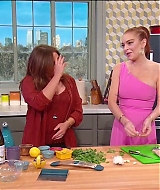 Filename=RachaelRay_131.jpg
Filesize=149KiB
Dimensions=1280x716
Date added=Oct 27, 2020 RachaelRay_131.jpg